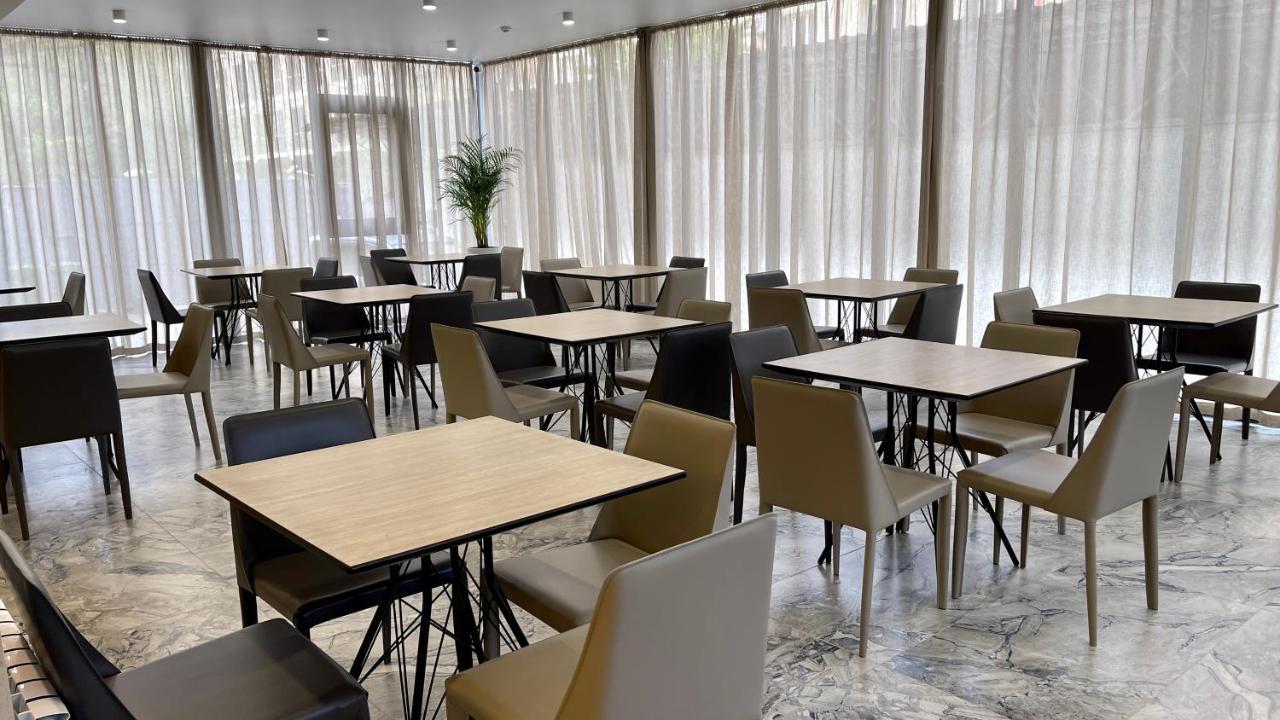 My Hotel Бишкек Екстериор снимка