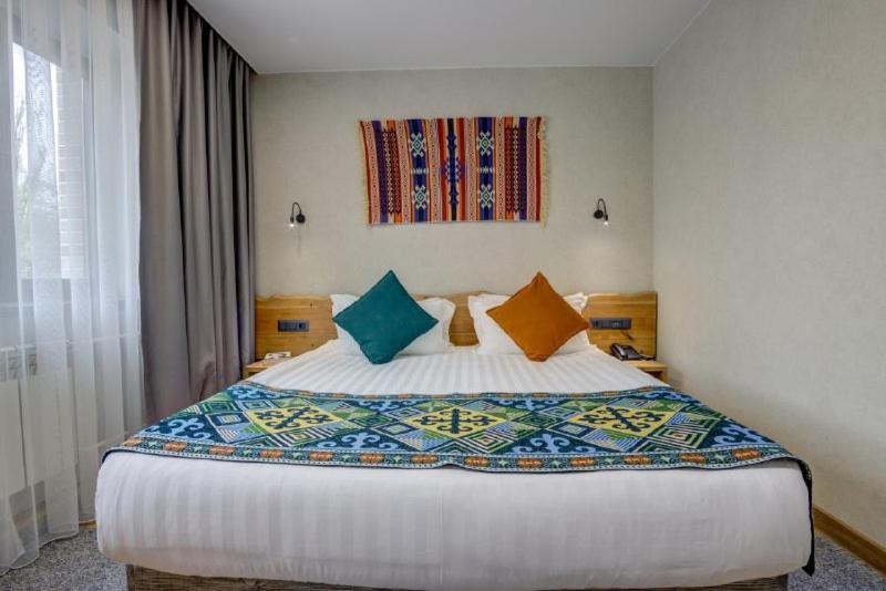 My Hotel Бишкек Екстериор снимка