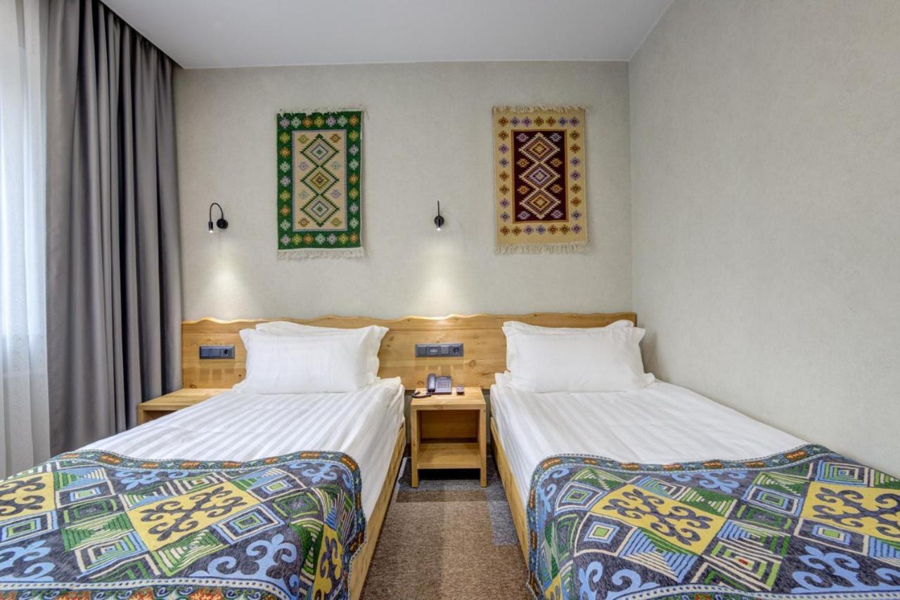 My Hotel Бишкек Екстериор снимка